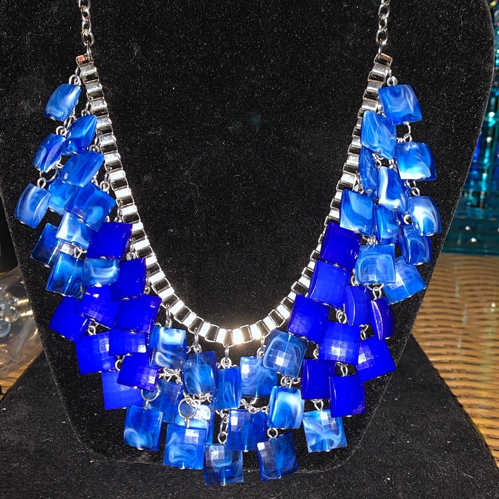 Vintage statement necklace adjustable